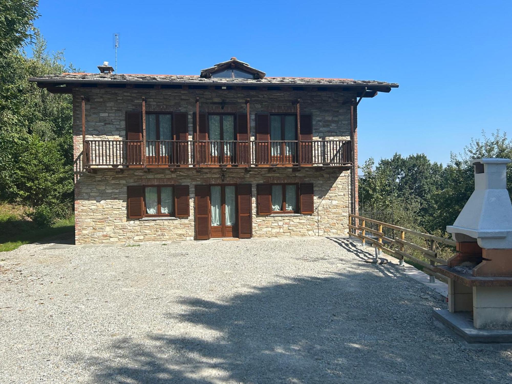 Casa Salada Vila Bagnolo Piemonte Exterior foto